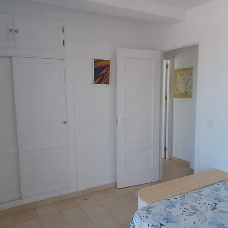 Atico En Estepona, Malaga Эстепона