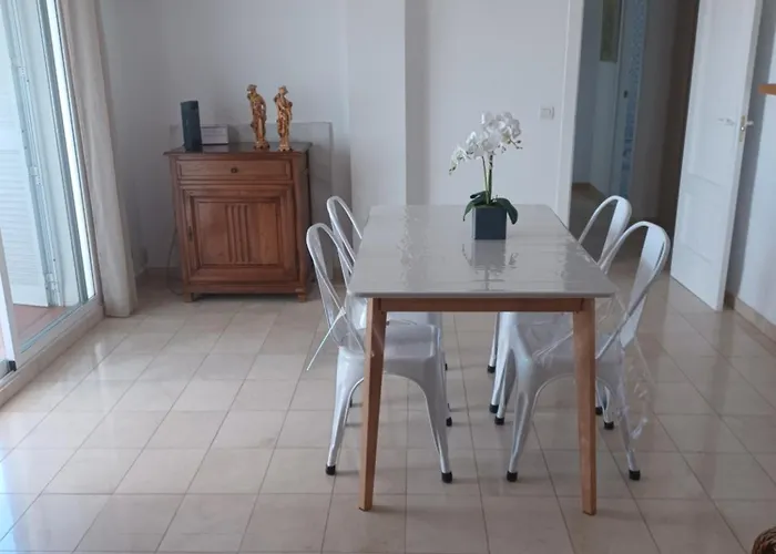 Atico En Estepona, Malaga *